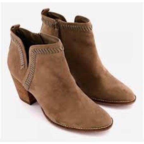 Brown MIA Carrol Ruffle Boot Western Boho Heel Ankle Bootie Fringe - Picture 1 of 2
